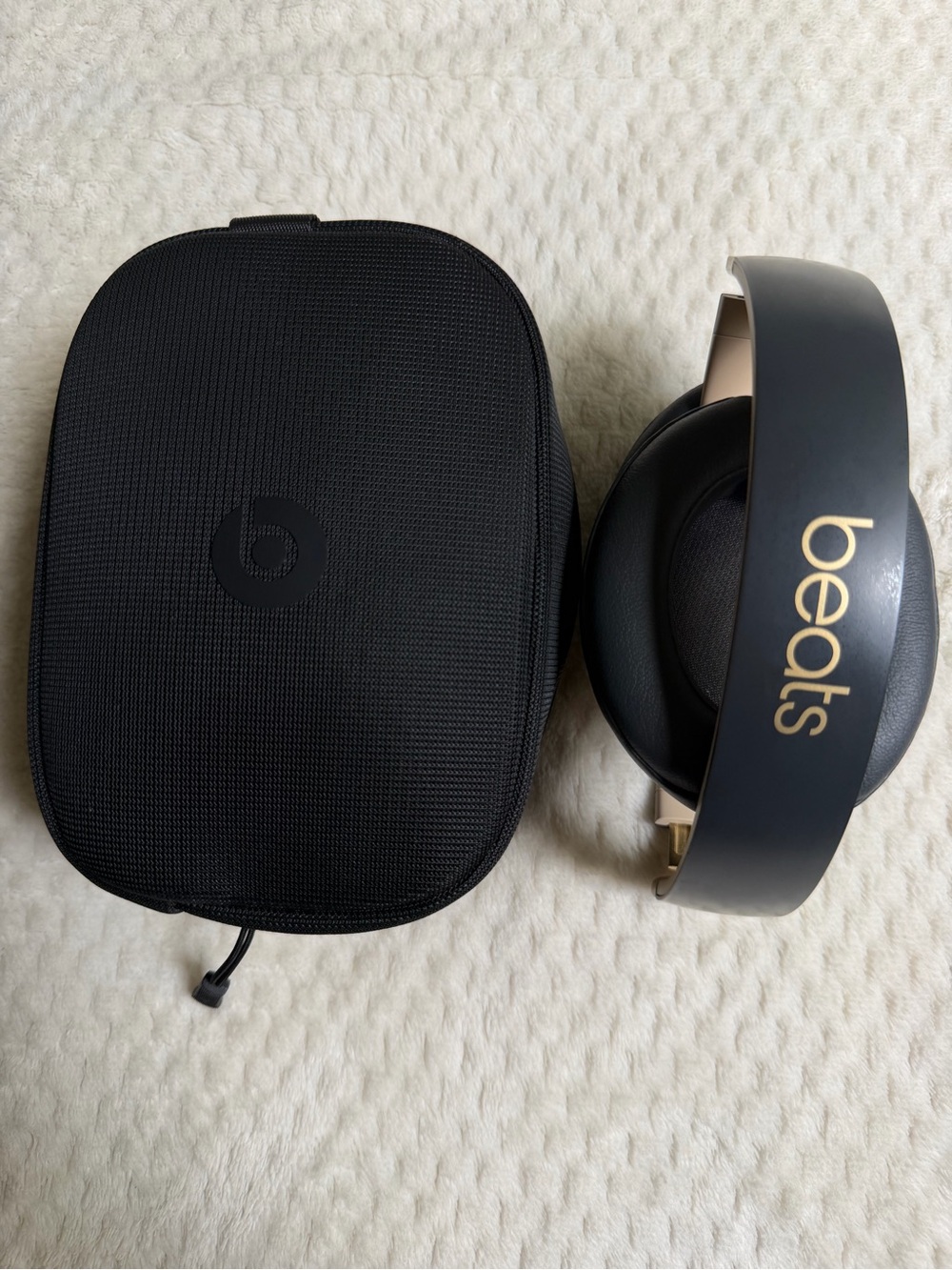 Beats by Dr Dre Studio3 Wireless Over-Ear Headphones - Black/Gold